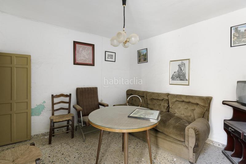 Foto 71788c93-c5d6-40b7-a6f6-9d31589232b0. Masía en calle de la iglesia 20 gran vivienda para reformar en el centro de dilar en Dílar
