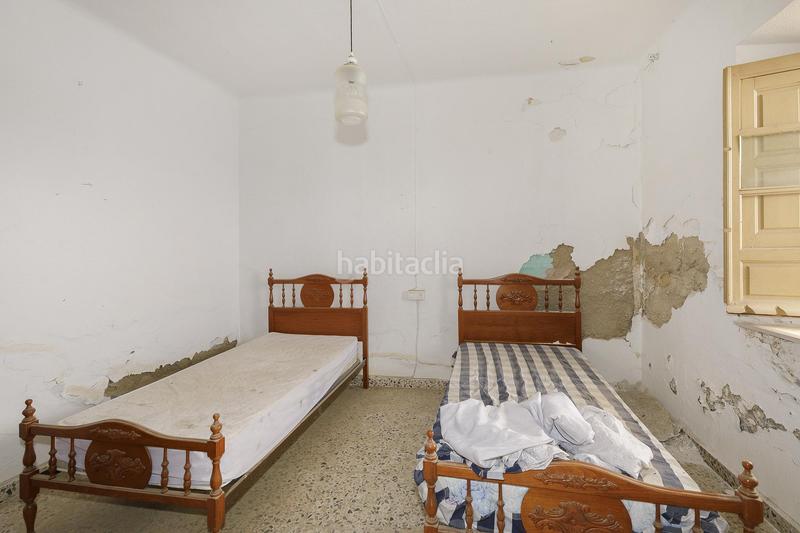 Foto 729ad0a0-f973-4fc1-8867-ac04502867ce. Masía en calle de la iglesia 20 gran vivienda para reformar en el centro de dilar en Dílar