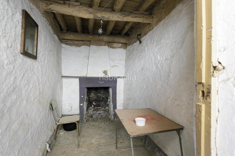 Foto 7936e827-f69b-41b1-89cb-882473e6500d. Masía en calle de la iglesia 20 gran vivienda para reformar en el centro de dilar en Dílar