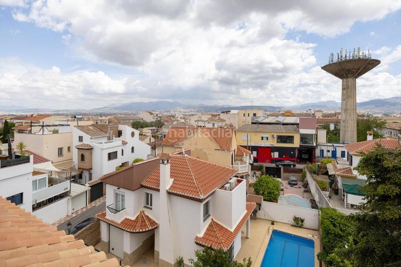 Foto 4abcff13-a5f9-4a12-931e-d7d0ae24bdc9. Attique dans calle camilo jose cela 3 dans Residencial Triana - Barrio Alto Gabias (Las)