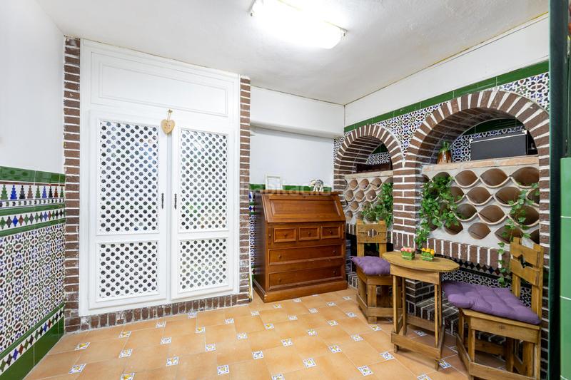 Foto f4cbffbc-da70-43f2-b2f9-158d0151718d. Chalet en plaza mirador de san cristóbal 5 casa en el albayzin con licencia turística en Granada
