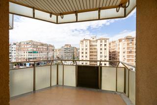 Pis a Plaza albert einstein 7. Venta de piso en plaza einstein  granada