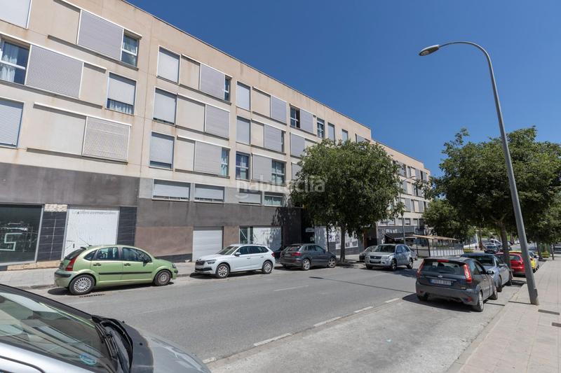 Foto 22f5e43a-2856-447b-980d-4569cc961dcb. Piso en calle de circunvalación 3 piso de 2 dormitorios con garaje y trastero en la mejor zona en Alhendín