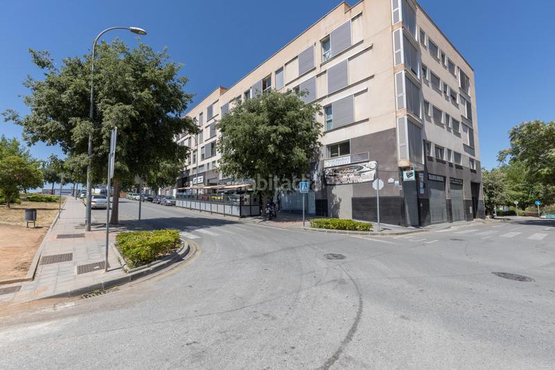 Foto 2abff012-1c00-4b7c-82bc-fe03d6c349cf. Piso en calle de circunvalación 3 piso de 2 dormitorios con garaje y trastero en la mejor zona en Alhendín