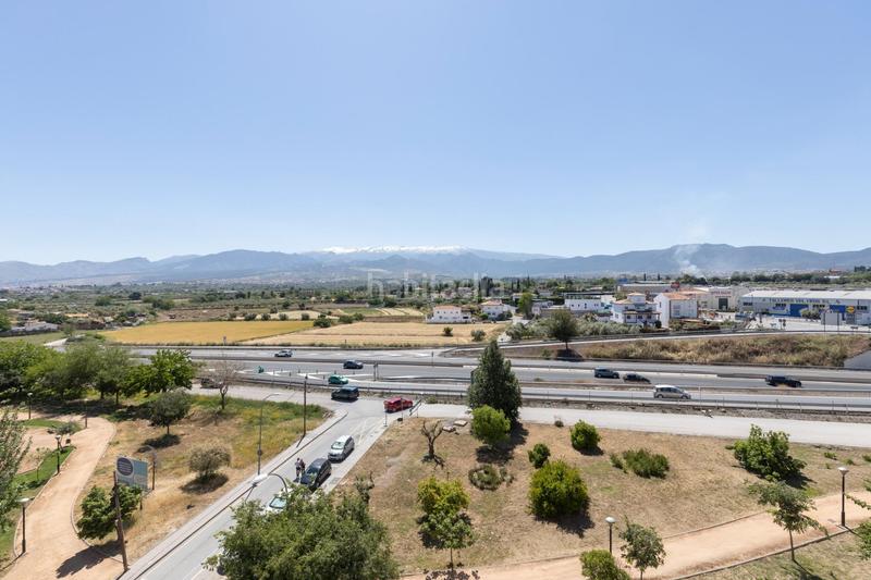 Foto 501ed3e8-29e5-43b1-bf38-96ebd64c9bb8. Piso en calle de circunvalación 3 piso de 2 dormitorios con garaje y trastero en la mejor zona en Alhendín