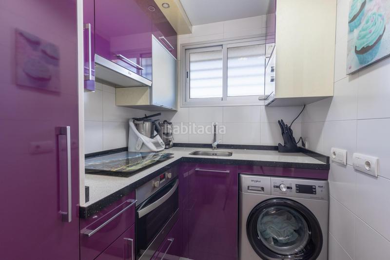 Foto 535645a1-f49c-4201-806e-5e4d0cf5bde8. Piso en calle de circunvalación 3 piso de 2 dormitorios con garaje y trastero en la mejor zona en Alhendín