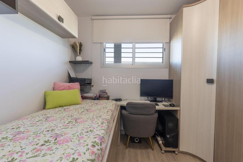 Foto a8b47092-8ef3-4f15-862d-8d2908b09d06. Piso en calle de circunvalación 3 piso de 2 dormitorios con garaje y trastero en la mejor zona en Alhendín