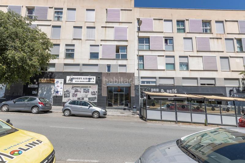 Foto bf541d1e-217f-4049-a307-3c32f9794f61. Piso en calle de circunvalación 3 piso de 2 dormitorios con garaje y trastero en la mejor zona en Alhendín