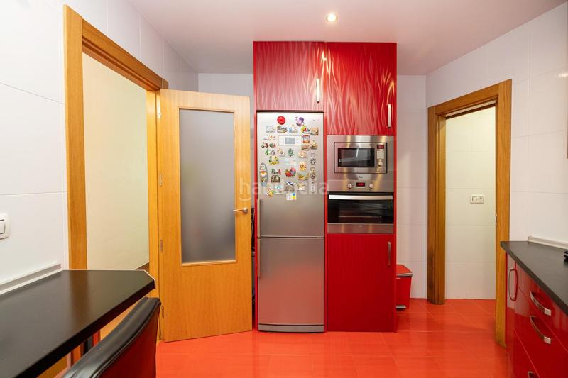 Foto 506453df-c4e4-4705-bd5c-34f572bcfa2a. Planta baja en calle de sacromonte 11 piso . junto a avda. reyes católicos en Albolote