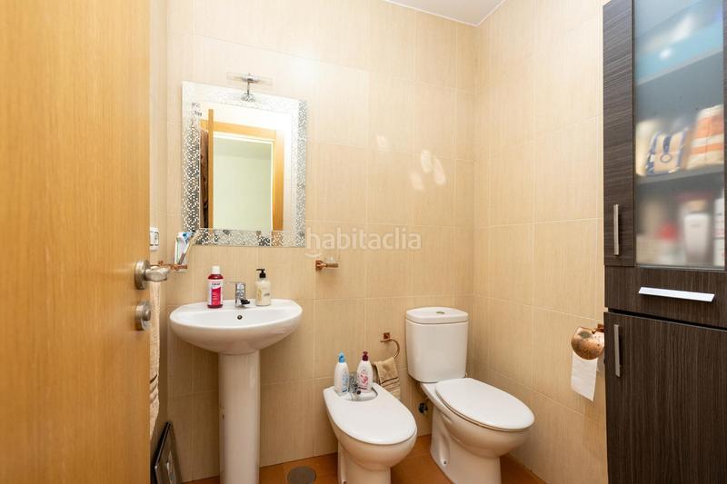 Foto 63b88d11-8bd0-41fa-ba33-8113e8df51e1. Planta baja en calle de sacromonte 11 piso . junto a avda. reyes católicos en Albolote