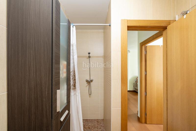 Foto befa80e1-7654-4d6b-a249-b9039977f750. Planta baja en calle de sacromonte 11 piso . junto a avda. reyes católicos en Albolote