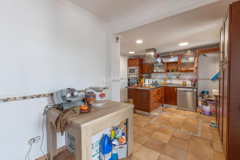 Foto d035b2a6-466b-4700-924d-4062d7efa1a3. Chalet en calle geranio 4 preciosa casa con piscina en la mejor zona de ogijares en Ogíjares