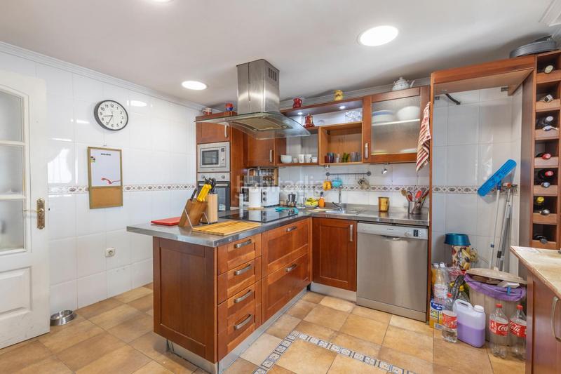 Foto d4f52141-206c-4ebe-ac1c-c0722be8cd9d. Chalet en calle geranio 4 preciosa casa con piscina en la mejor zona de ogijares en Ogíjares