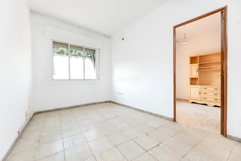 Foto 2ac5dbb6-267d-4dfb-8795-118737ee2edf. Ático en c. agustina de aragón ático con terraza y vistas en el corazón barrio figares en Granada