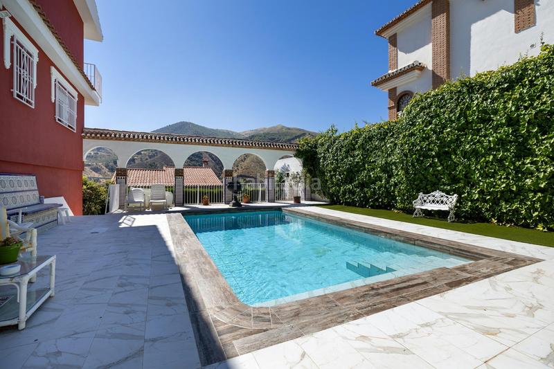 Foto 1f3798ea-d6ea-42ee-a033-26c0bb269679. Chalet en calle rosales 9 chalet independiente en urbanización los pinillos en Pinos Genil