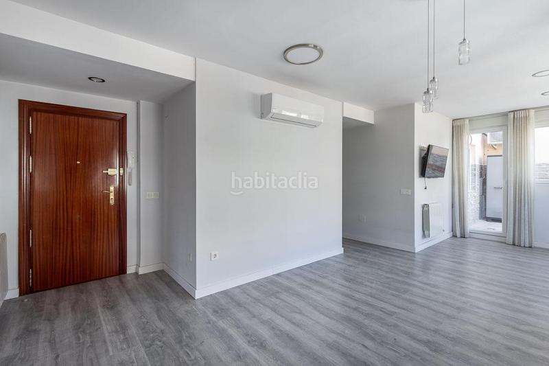 Foto d3fd0252-bbc7-426a-9b3f-f83e3aa920ec. Piso en calle obispo hurtado 23 piso reformado con terraza en obispo hurtado en Granada