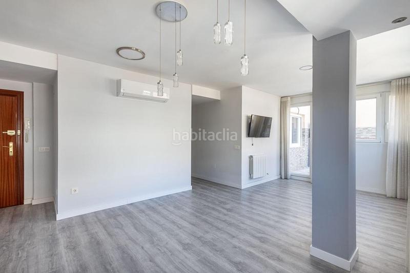 Foto dadd9e87-3f1b-4b21-b714-daeaa0ce7bdd. Piso en calle obispo hurtado 23 piso reformado con terraza en obispo hurtado en Granada
