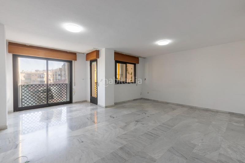 Foto 0dbc4cd6-82be-4464-aa68-cbd2f830e282. Piso en andalucia 1 luminoso piso en almuñecar en Almuñécar