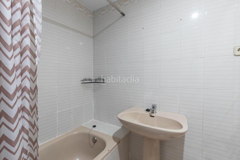 Foto f5ecf135-5919-48e5-a822-bb1c18e42e0c. Piso en andalucia 1 luminoso piso en almuñecar en Almuñécar