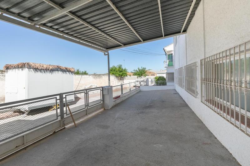 Foto abce93d3-6a65-4d15-a7f1-57c62a8e2f70. Casa in calle dr rodriguez 27 in Moraleda de Zafayona