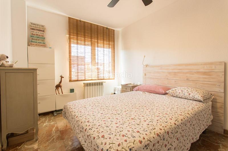 Foto fada2036-aed3-4d84-a13c-73987c54630d. Piso en calle profesor agustin escriban 3 gran piso en parque del genil en Granada