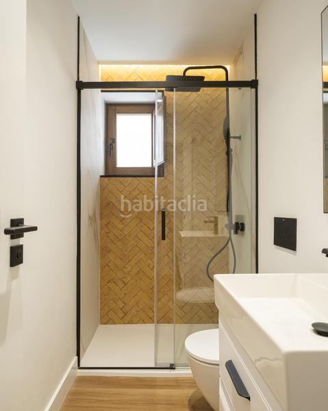 Foto db02d7fa-239d-4276-8bfe-f8f89a0e960f. Piso en calle horno del vidrio 14 horno de vidrio, espino 1 a en Granada
