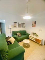 Location Appartement  Ronda de alfareros. Piso de 4 dormitorios para estudiantes en cartuja a 5 minutos de