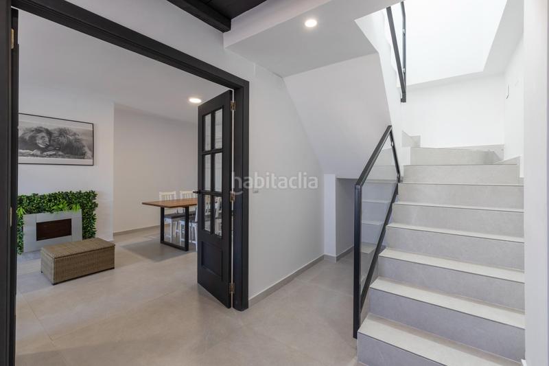 Foto 01e97e91-4f6f-43b7-bced-f81aec19841f. Casa en calle de ávila 26 casa de obra nueva independiente en el barrio en Monachil