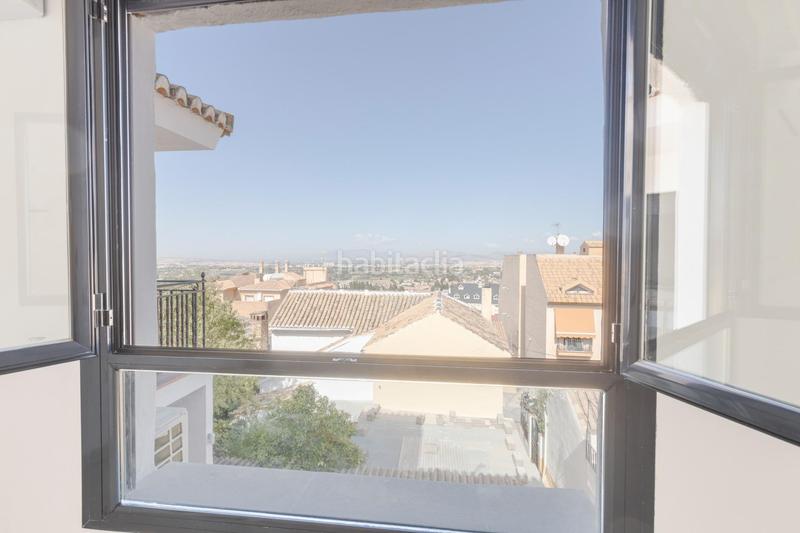 Foto 80dbb9bd-efe5-4876-9657-773b6a57f5de. Casa en calle de ávila 26 casa de obra nueva independiente en el barrio en Monachil