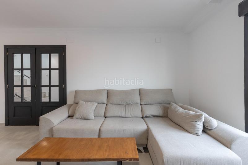 Foto b9da5960-aefa-483d-8872-305008bdd274. Casa en calle de ávila 26 casa de obra nueva independiente en el barrio en Monachil