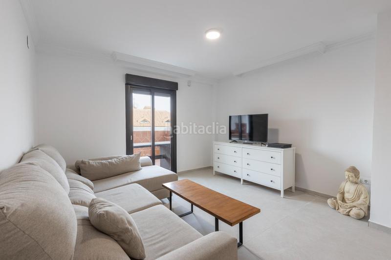 Foto c60ec35b-1470-4561-86ac-d96947417e7e. Casa en calle de ávila 26 casa de obra nueva independiente en el barrio en Monachil