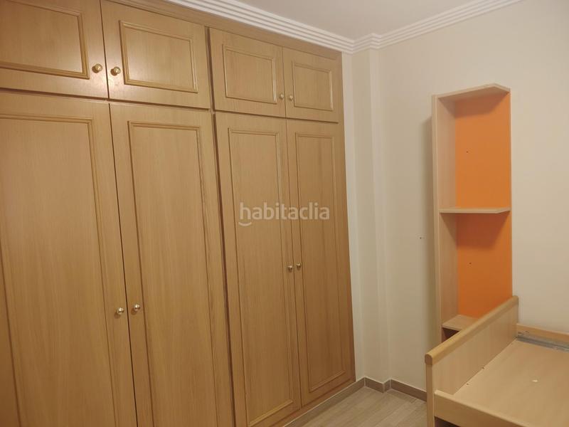 Foto 557ca5bb-83dd-4708-95f7-6354eacdb9cc. Alquiler piso se alquila magnífico piso reformado para curso académico en Granada