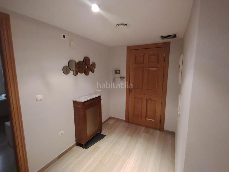 Foto 61d2ba66-9685-4bf3-ab47-d209a5082a4c. Alquiler piso se alquila magnífico piso reformado para curso académico en Granada