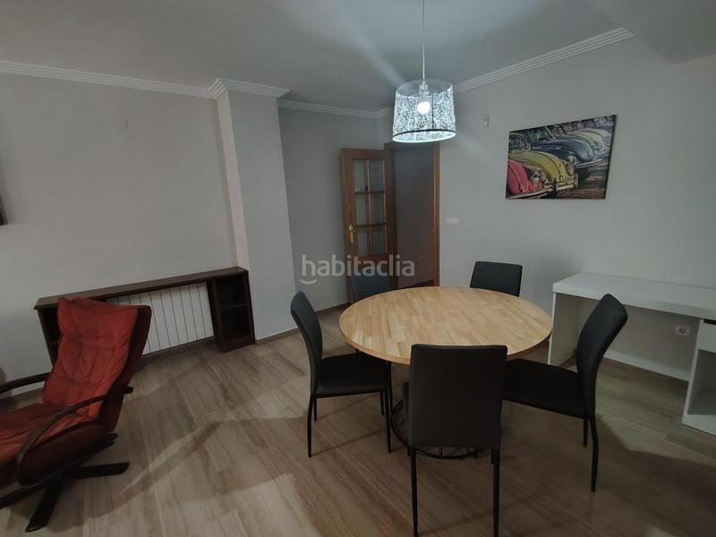 Foto 7205cd03-3dfc-47ba-b597-d9f7d9a411a4. Alquiler piso se alquila magnífico piso reformado para curso académico en Granada