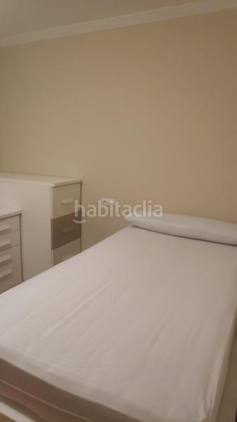 Foto da1cec87-ad76-4824-b1e6-fa4c43268aaf. Alquiler piso se alquila magnífico piso reformado para curso académico en Granada