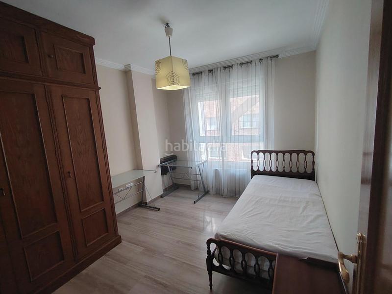 Foto fdd810a2-9393-48cc-84a4-c3b1d48655c4. Rent flat with heating in Camino de Ronda Granada