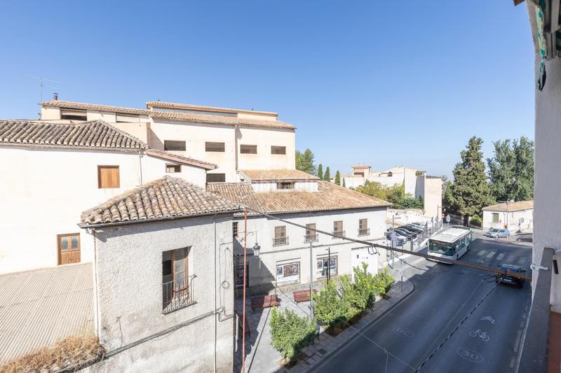 Foto 1396bb88-68fd-4922-80b4-b9da8f153490. Miete etagenwohnung mit parking in La Zubia Ciudad Zubia (La)