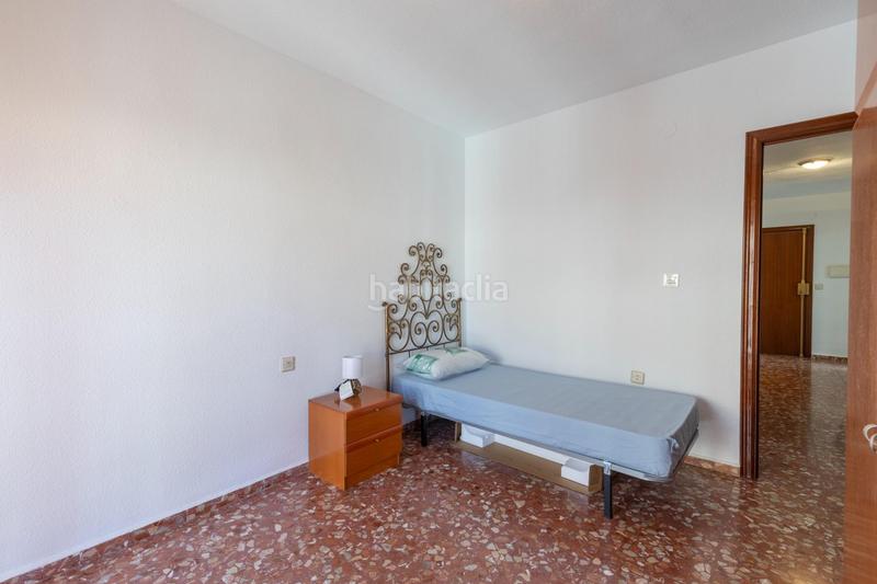 Foto a630aa87-6851-4b95-a4c2-ae86ad18877a. Miete etagenwohnung mit parking in La Zubia Ciudad Zubia (La)