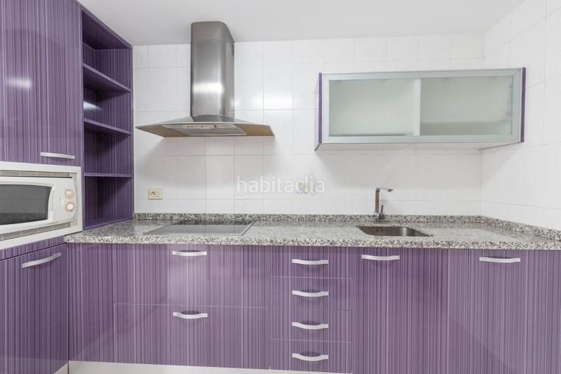 Foto a2a3171e-a53e-48b8-95d3-460ee632f472. Rent flat with parking in La Zubia Ciudad Zubia (La)