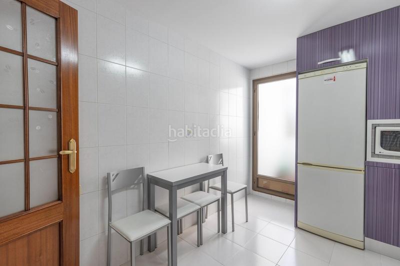 Foto c5c8c679-39dd-4fe6-a32e-2edffc48a8ef. Rent flat with parking in La Zubia Ciudad Zubia (La)