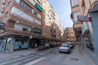 Pis  Santisteban marquez 4. Gran piso a reformar junto a arabial
