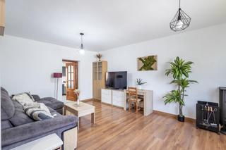 Maison jumelée  Calle jorge guillen 8. Oportunidad en armilla  casa reformada con patio y opción de ene