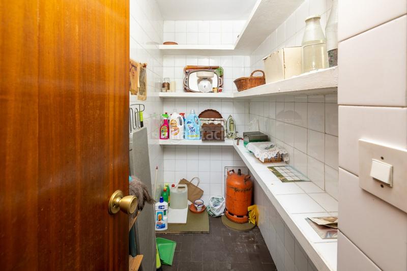 Foto 34711b05-9522-43d6-be48-1f09e4f7f27b. Appartamento in calle rector marin ocete 10 in Pajaritos Granada