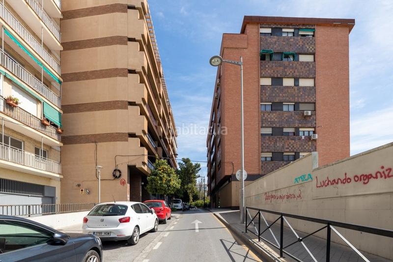 Foto 6c42d028-2393-48ca-ae26-7d314628e5b2. Appartamento in calle rector marin ocete 10 in Pajaritos Granada
