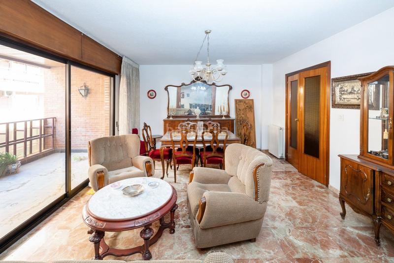 Foto be9202d9-c9f6-4cfd-8839-170242f4364f. Appartamento in calle rector marin ocete 10 in Pajaritos Granada
