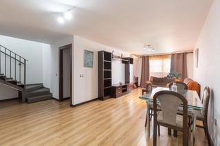 Dachwohnung  Zurbaran 2. Fantástico ático dúplex en albolote con terraza privada