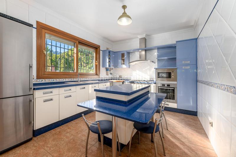 Foto 10e7babc-0c7e-4e54-8947-aeaa74dee7bd. Chalet con parcheggio in Pinos de Alhaurín Alhaurín de la Torre