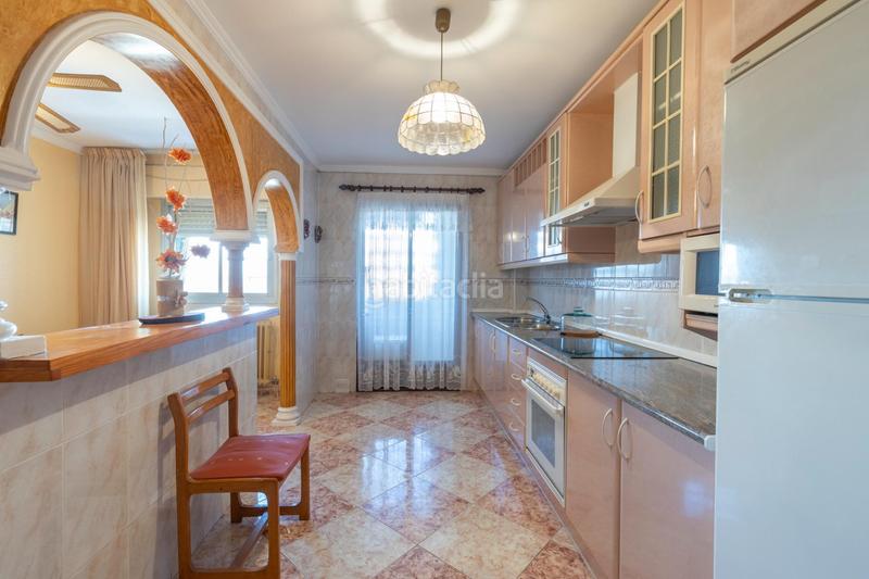 Foto b76204e7-4f07-40c5-b0ec-1136433cc9e9. Appartement avec parking dans Cartuja Granada