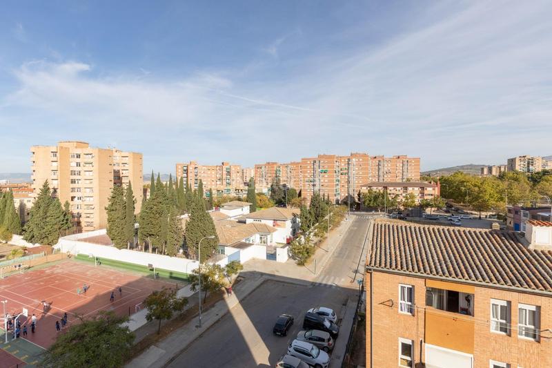 Foto c052029a-3362-4349-9388-c415bcd54d1e. Appartement avec parking dans Cartuja Granada