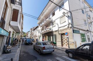 Appartement à Calle de la parra 10. Precioso piso en el centro de montefrio
